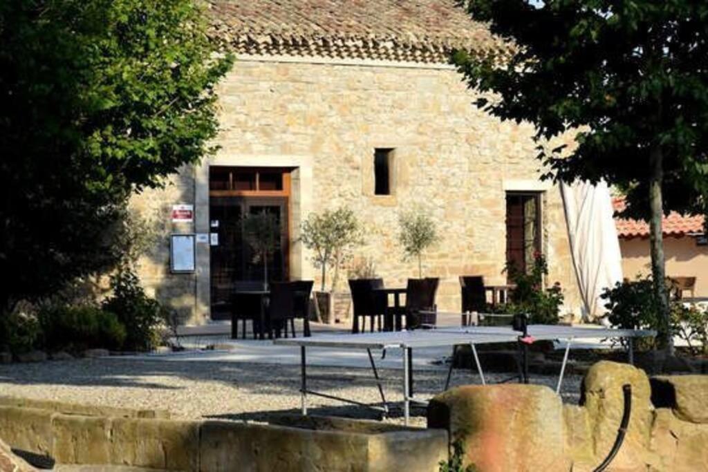 Le Soleil D Eugenie Appartement Dans Residence Avec Piscine Commune Pres De Carcassonne Olonzac Exterior foto